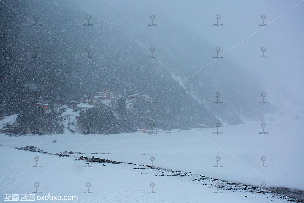 西藏风暴风雪风景 拷贝.jpg