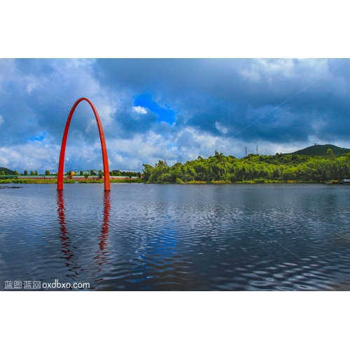 深圳东部华侨城 城市 湖水 彩虹 雕塑 造型 弧形 风情 风光 风景 商业摄影 商用素材